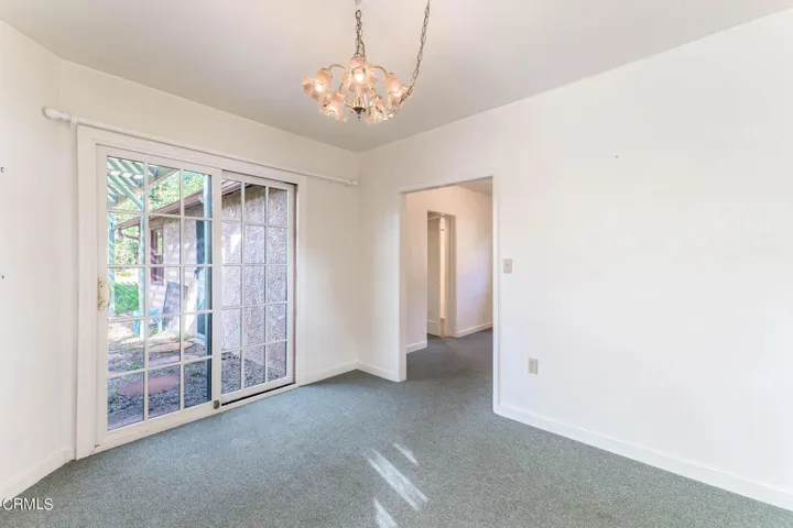 435 Mesa Dr  -  HsHProd - 21
