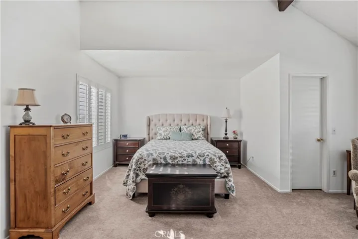 10450 Zelzah Avenue C, Northridge, California 91326