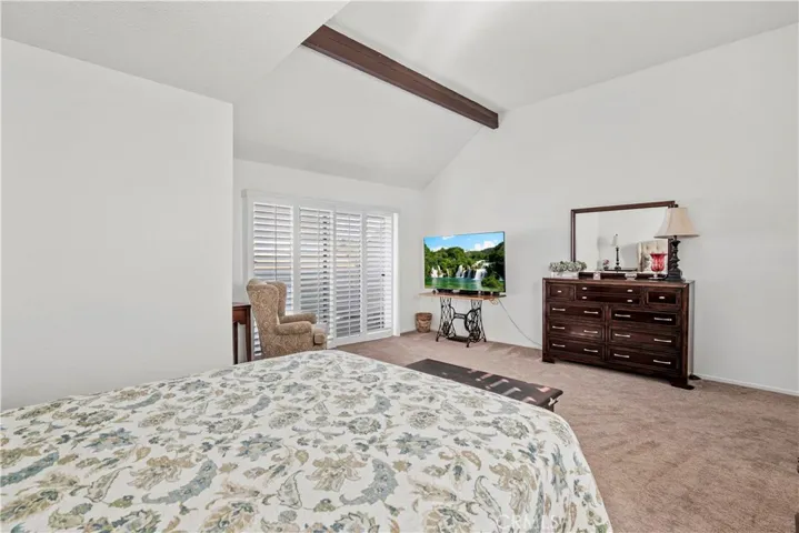 10450 Zelzah Avenue C, Northridge, California 91326