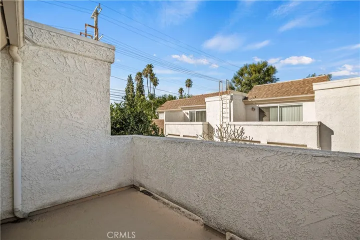 10450 Zelzah Avenue C, Northridge, California 91326