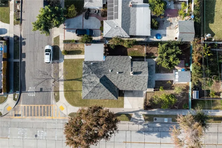 8815 Laurel Avenue, Whittier, California 90605