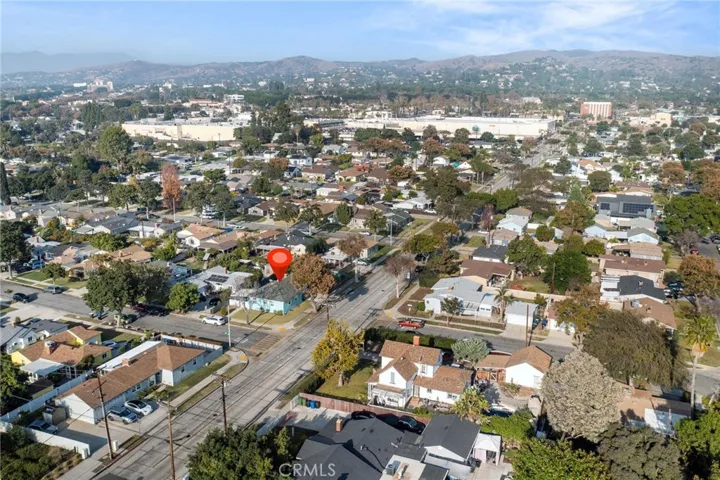 8815 Laurel Avenue, Whittier, California 90605