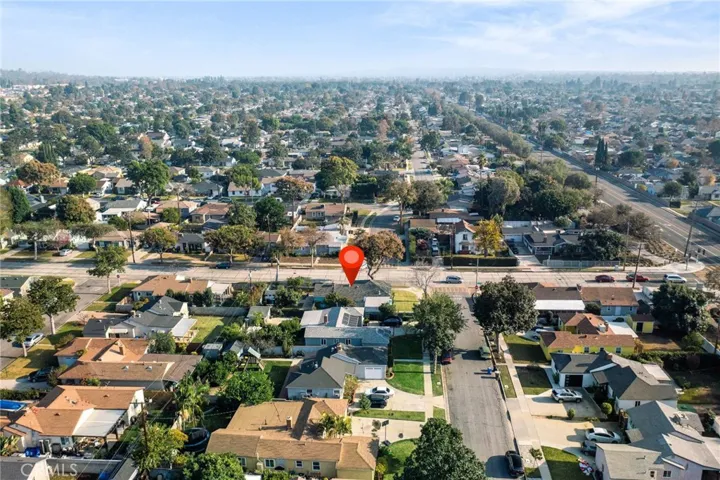 8815 Laurel Avenue, Whittier, California 90605