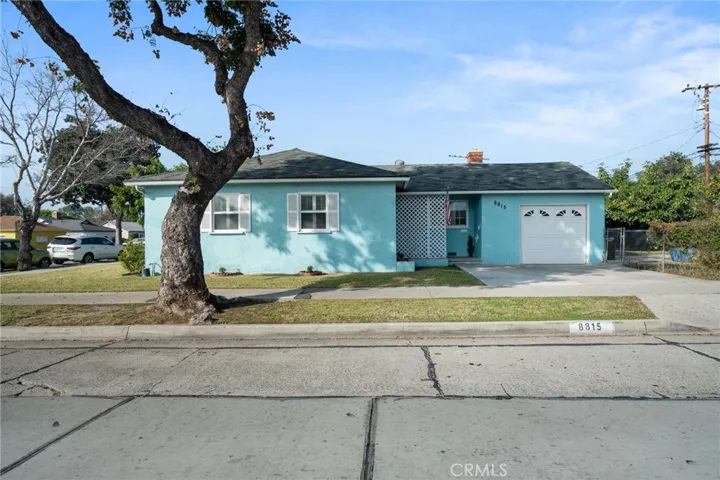 8815 Laurel Avenue, Whittier, California 90605