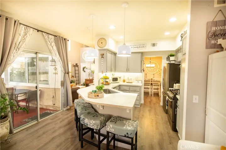 3761 Calle Antilles, Riverside, California 92503