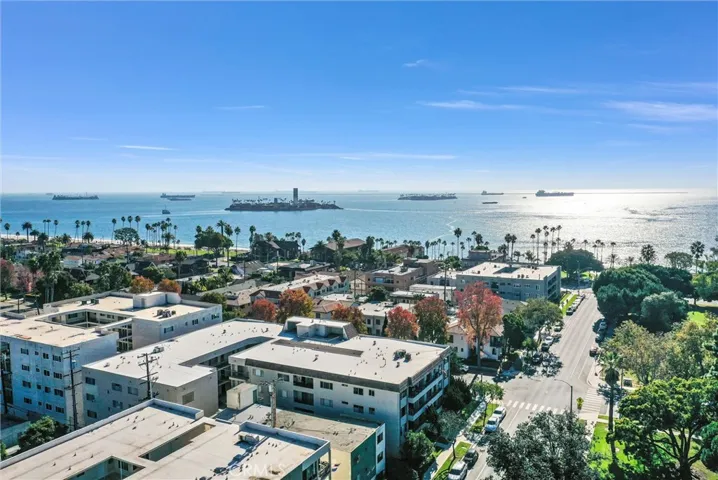 Aerial photo of beautiful 1st street toward east.