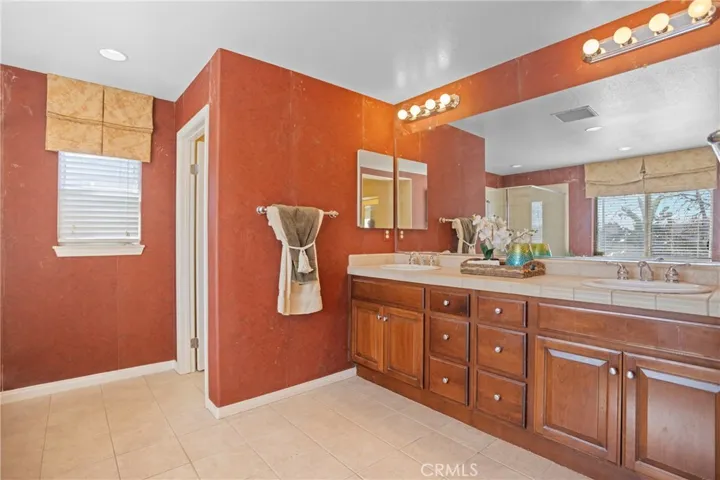13333 Lilyrose Street, Eastvale, California 92880