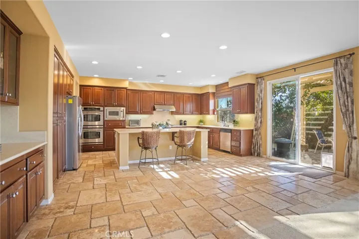 13333 Lilyrose Street, Eastvale, California 92880