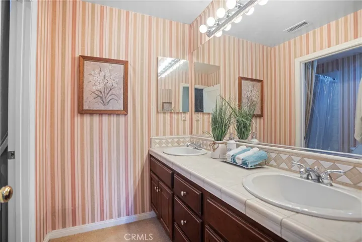 13333 Lilyrose Street, Eastvale, California 92880