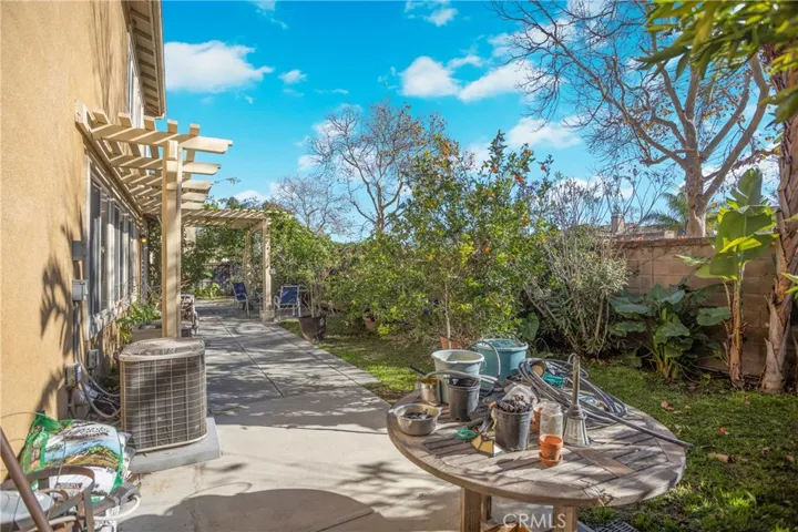 13333 Lilyrose Street, Eastvale, California 92880