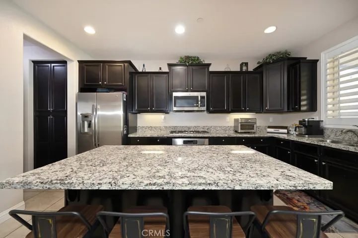 6503 Concerto Drive, Eastvale, California 92880