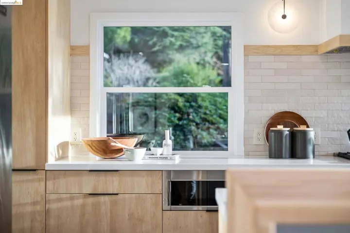 1433 Devonshire Drive, El Cerrito, California 94530-2567