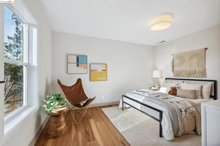 Fourth bedroom