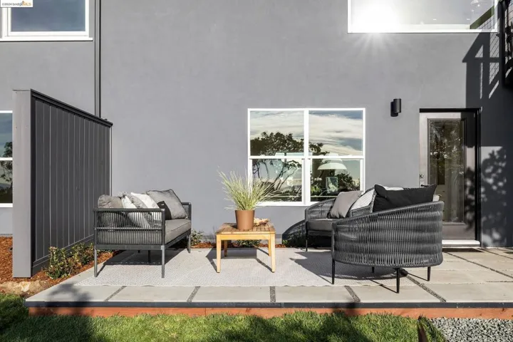 Intimate seating area
