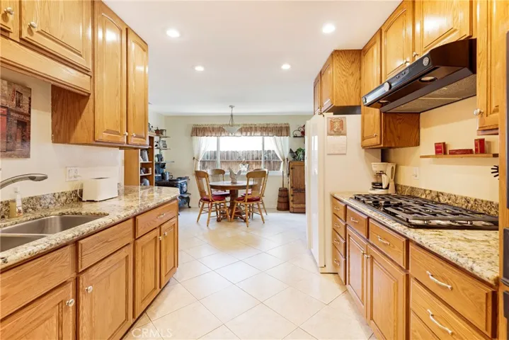 8201 Valencia, Huntington Beach, California 92647