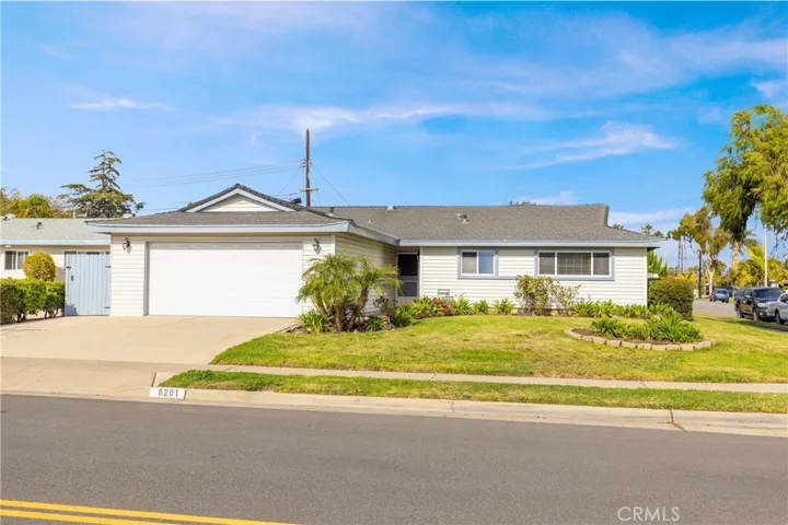 8201 Valencia, Huntington Beach, California 92647