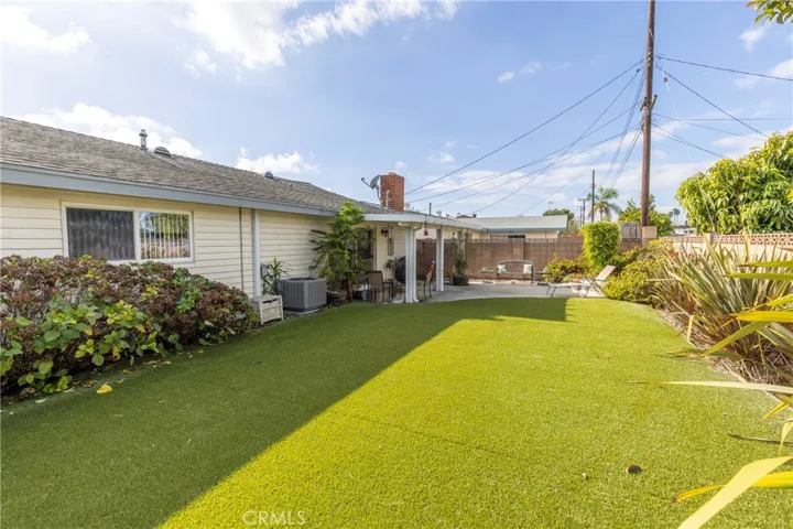 8201 Valencia, Huntington Beach, California 92647