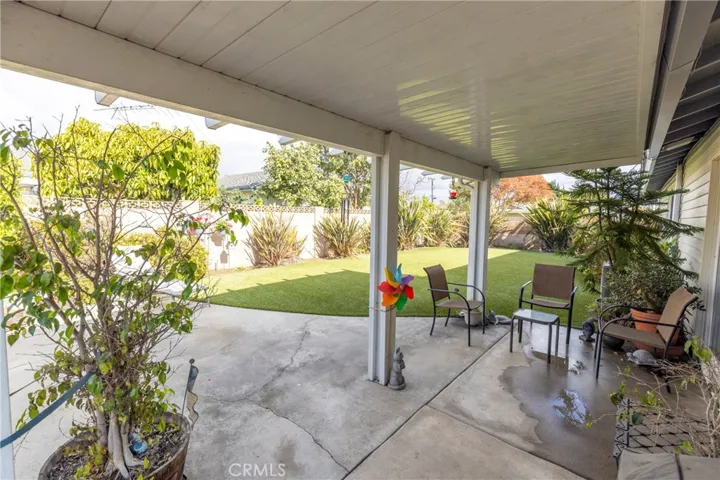 8201 Valencia, Huntington Beach, California 92647