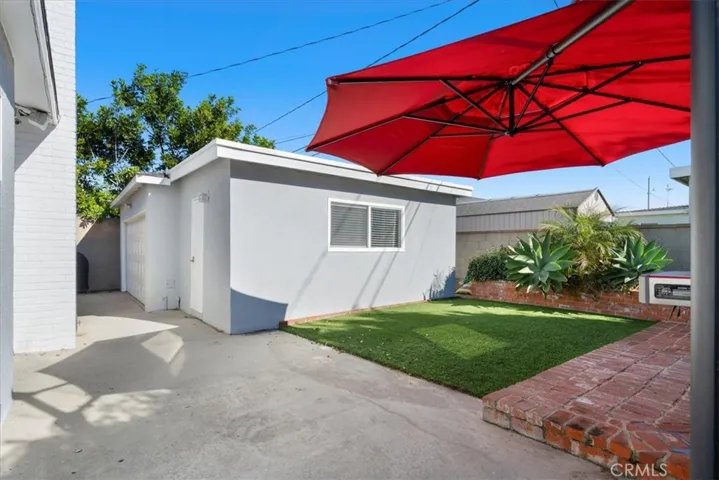 914 Felbar, Torrance, California 90503