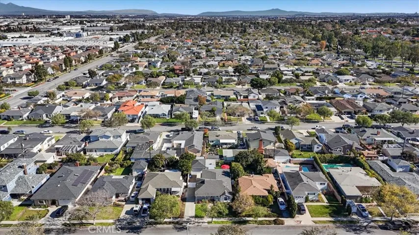 914 Felbar, Torrance, California 90503