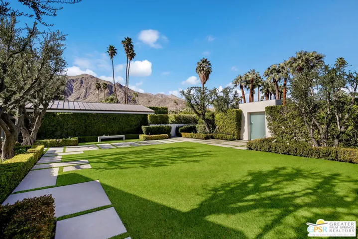 425 W Via Lola, Palm Springs, California 92262