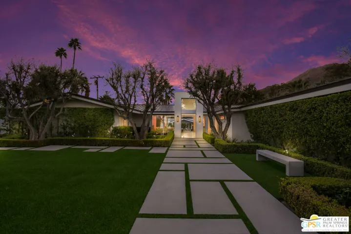 425 W Via Lola, Palm Springs, California 92262
