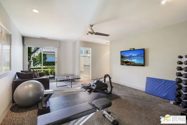 425 W Via Lola, Palm Springs, California 92262