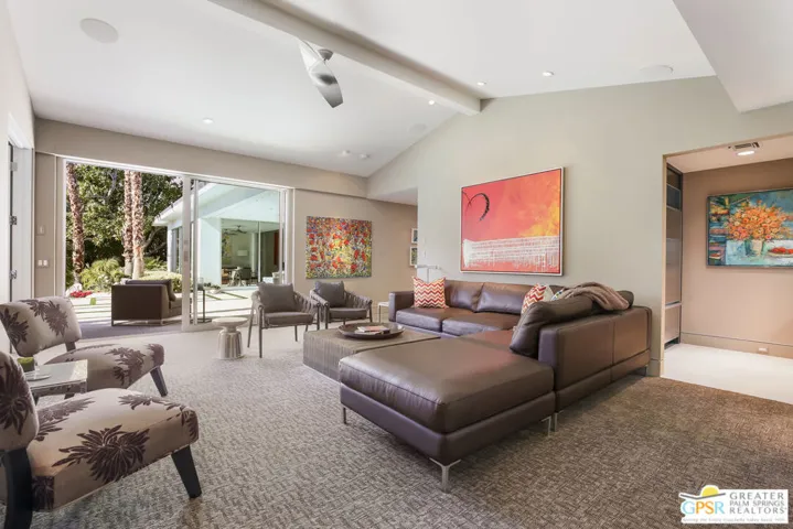 425 W Via Lola, Palm Springs, California 92262