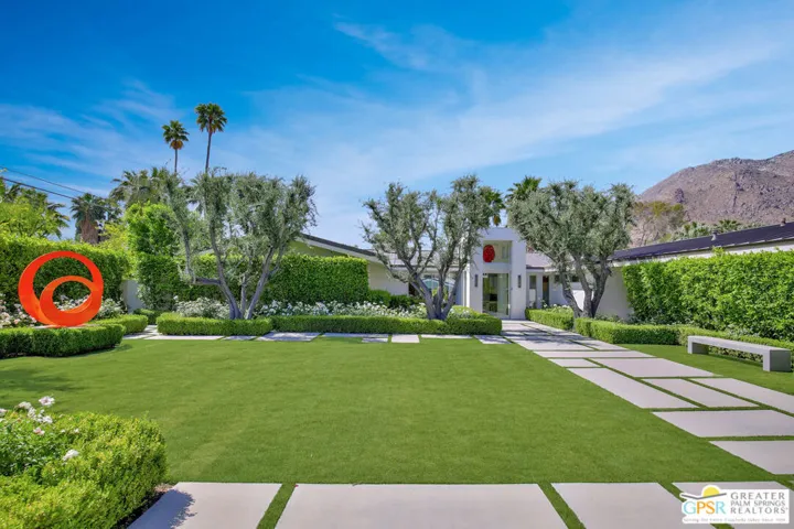 425 W Via Lola, Palm Springs, California 92262