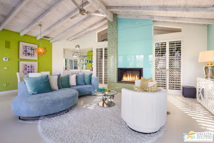 425 W Via Lola, Palm Springs, California 92262