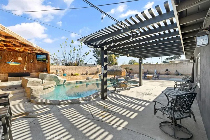 2427 Monterey Peninsula Drive, Corona, California 92882
