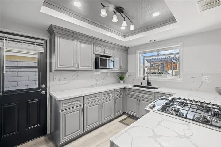 2427 Monterey Peninsula Drive, Corona, California 92882