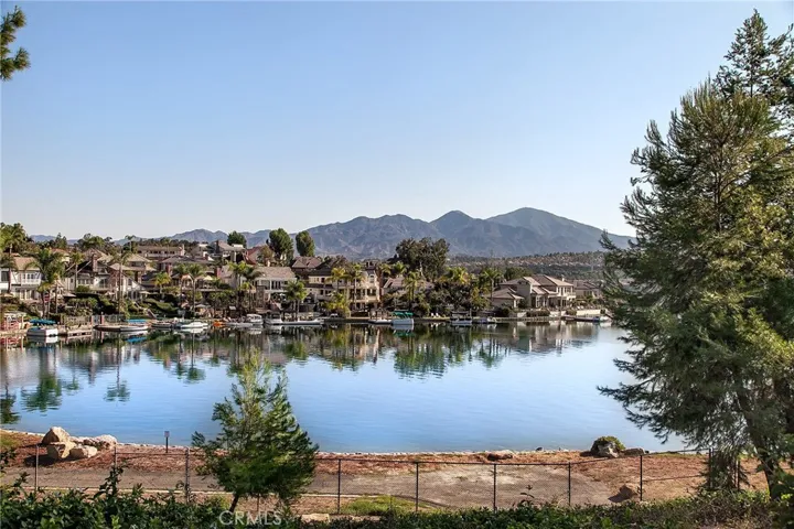 26122 Camino Adelanto, Mission Viejo, California 92691