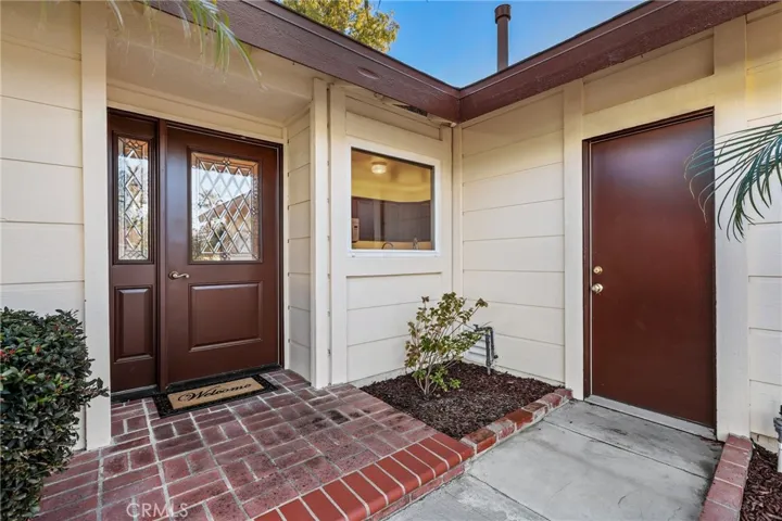 26122 Camino Adelanto, Mission Viejo, California 92691