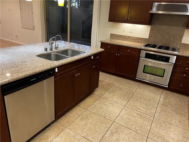 33 Keepsake, Irvine, California 92618