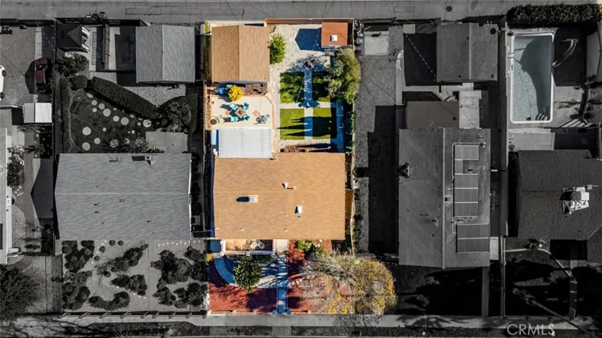 8800 Winnetka Avenue, Northridge, California 91324