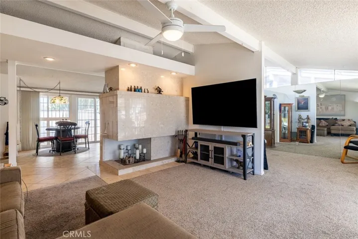 8800 Winnetka Avenue, Northridge, California 91324