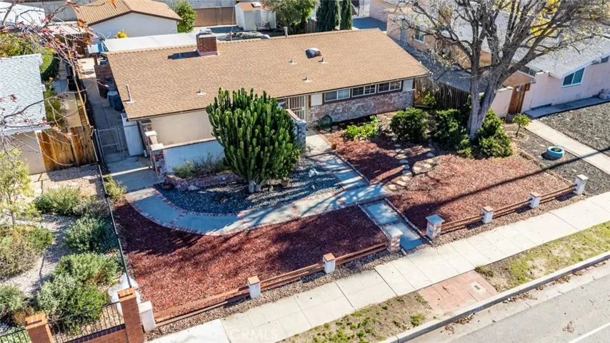 8800 Winnetka Avenue, Northridge, California 91324