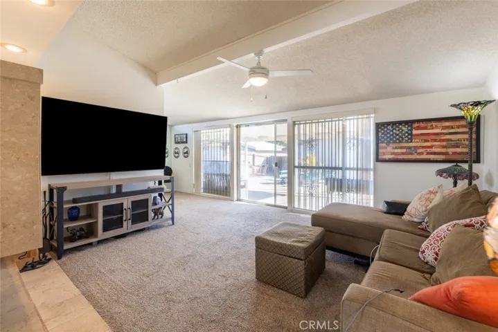 8800 Winnetka Avenue, Northridge, California 91324