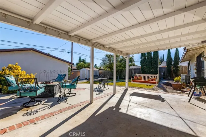 8800 Winnetka Avenue, Northridge, California 91324