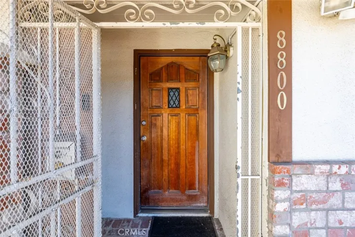 8800 Winnetka Avenue, Northridge, California 91324