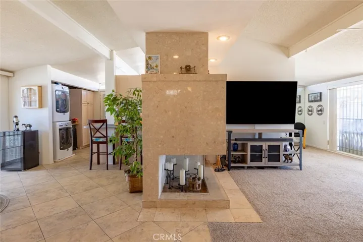 8800 Winnetka Avenue, Northridge, California 91324