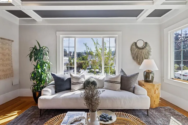 4225 Porter St, Oakland, California 94619