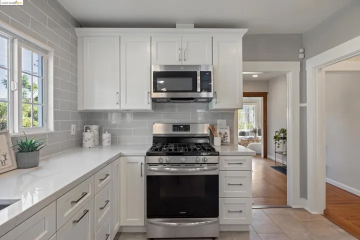 4225 Porter St, Oakland, California 94619