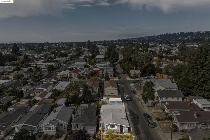 4225 Porter St, Oakland, California 94619