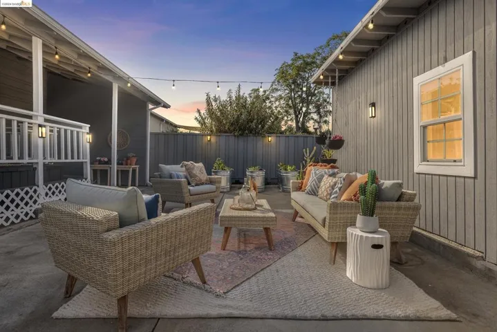 4225 Porter St, Oakland, California 94619