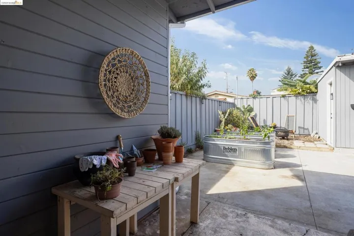 4225 Porter St, Oakland, California 94619