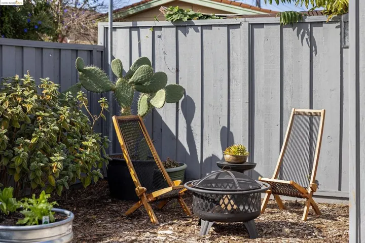 4225 Porter St, Oakland, California 94619