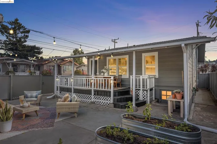 4225 Porter St, Oakland, California 94619