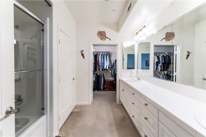 1721 S Hill Road Unit 102, Ventura, California 93003
